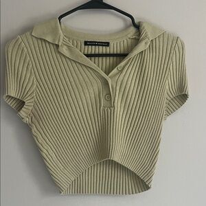 Brandy Melville Ribbed Cream Crop Top